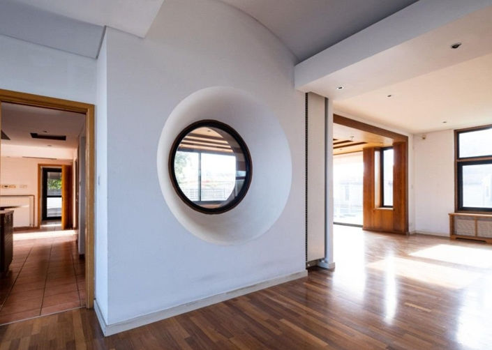 Image No.8-4 Bed House for sale