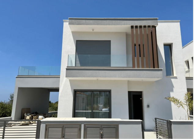 Image No.1-3 Bed House for sale