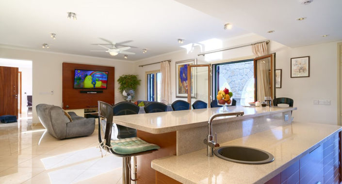 Image No.11-Maison de 5 chambres à vendre à Aphrodite Hills