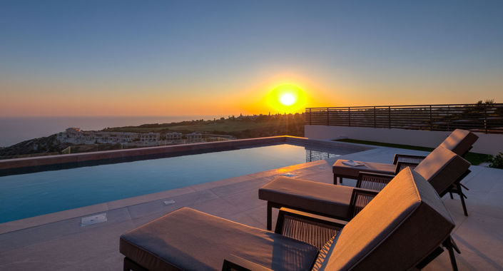 Image No.1-6 Bed House for sale