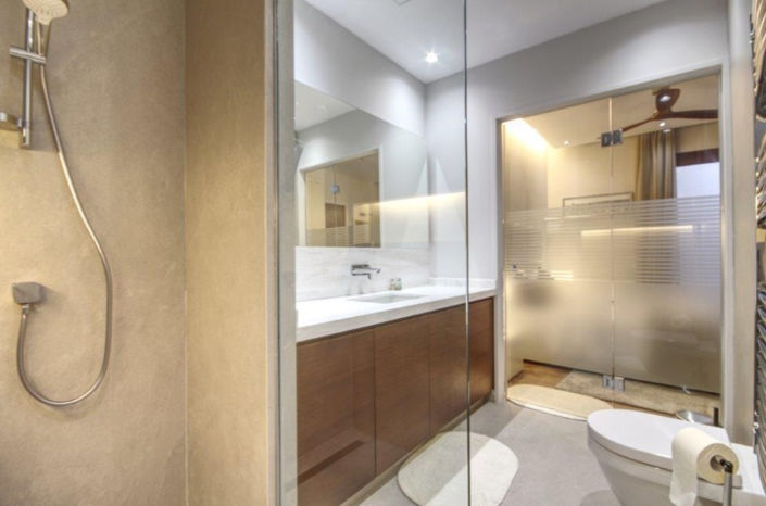 Image No.19-6 Bed House for sale