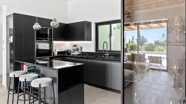 Image No.19-4 Bed House for sale