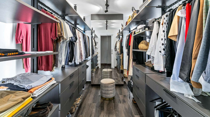 Image No.24-4 Bed House for sale