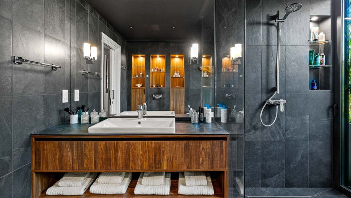 Image No.29-4 Bed House for sale