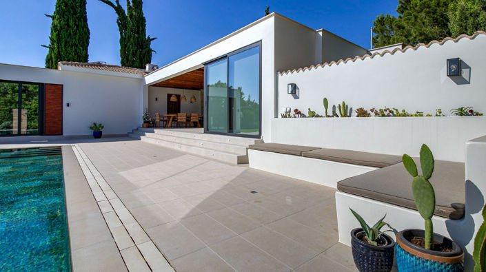 Image No.6-4 Bed House for sale