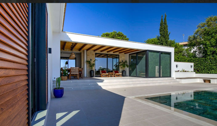 Image No.8-4 Bed House for sale