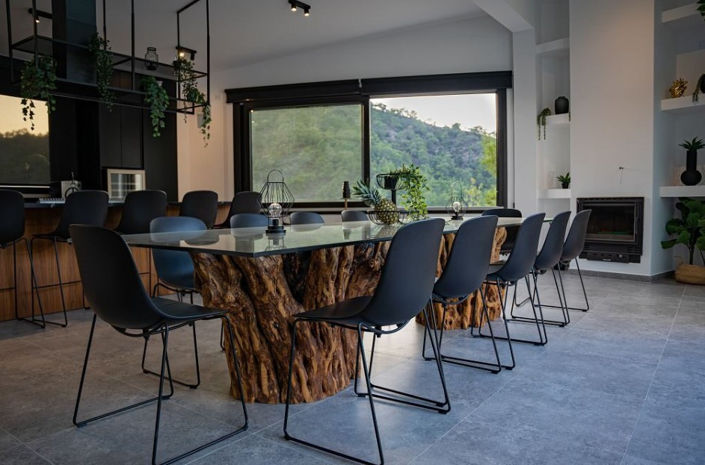 Image No.18-6 Bed House for sale