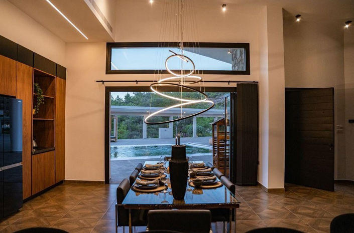 Image No.20-6 Bed House for sale