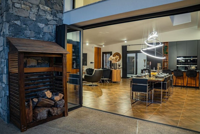 Image No.23-6 Bed House for sale