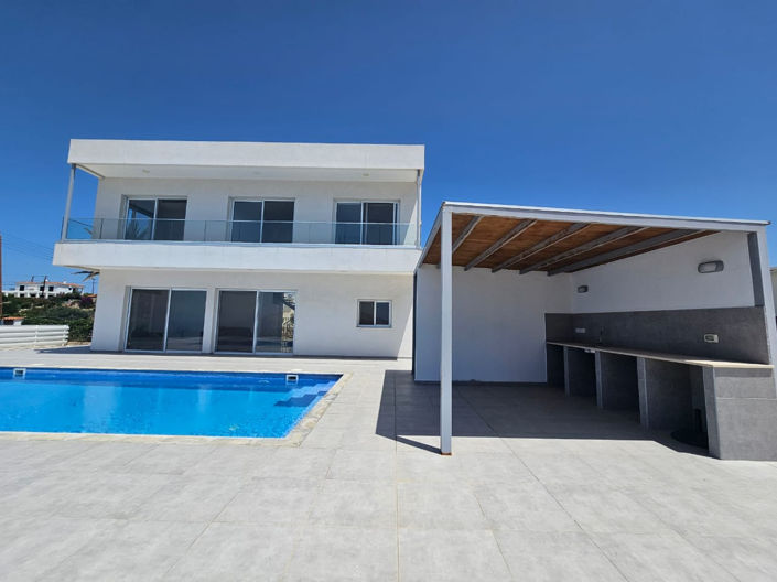 Image No.1-3 Bed House for sale