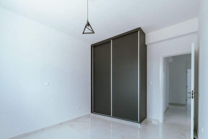 Image No.23-3 Bed Apartment for sale