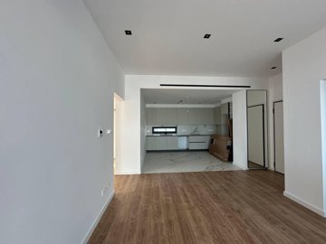 c6b1051b-d971-4450-a83f-8576b5fe6402