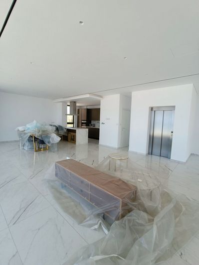 Image No.14-4 Bed House for sale