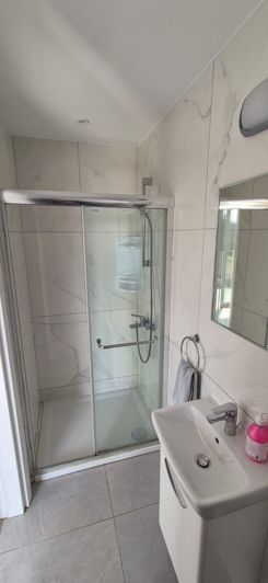 Image No.24-3 Bed House for sale