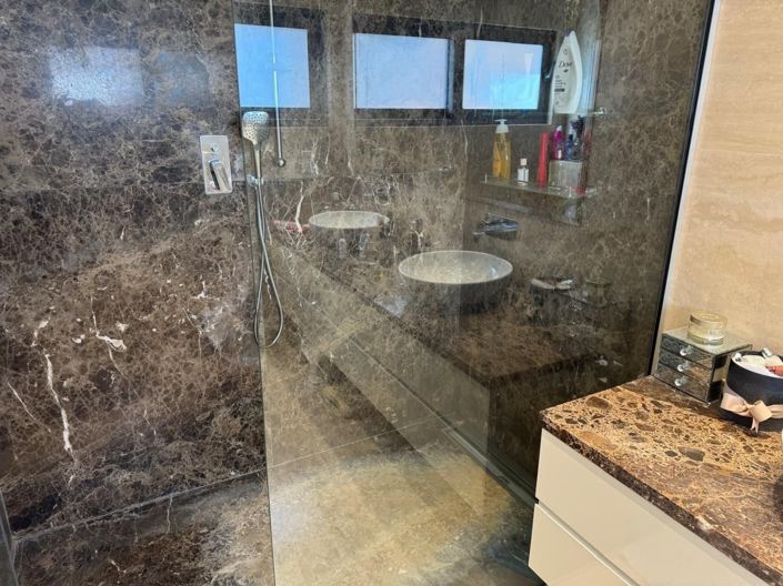 Image No.21-5 Bed House for sale