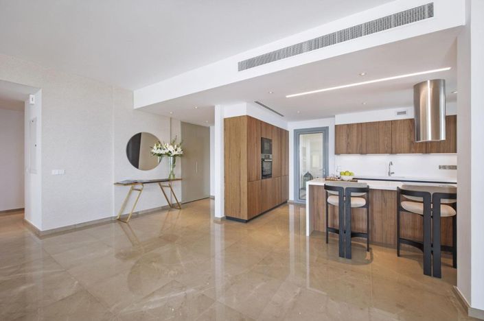 Image No.12-Appartement de 4 chambres à vendre à Limassol