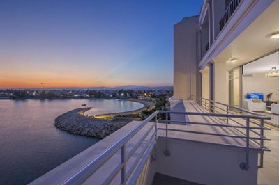 42117b2c-81d4-48fa-b84c-0f55e462829c