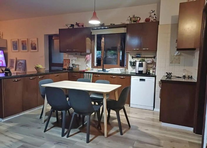 Image No.6-3 Bed House for sale