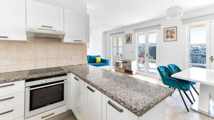 Image No.11-2 Bed Apartment for sale