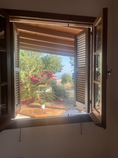 Image No.5-2 Bed House for sale