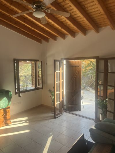 Image No.7-2 Bed House for sale