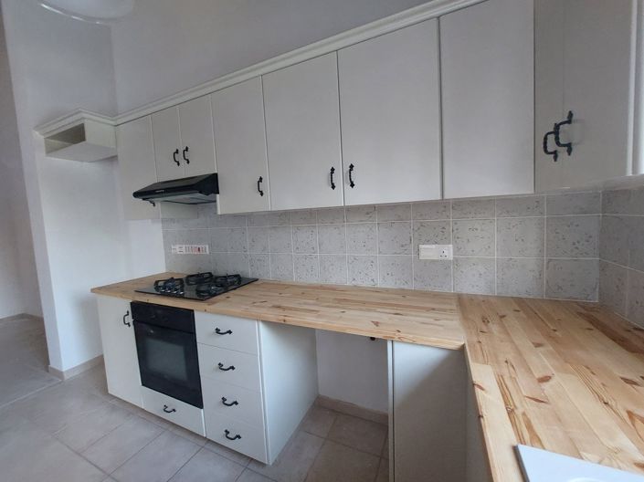 Image No.9-2 Bed House for sale