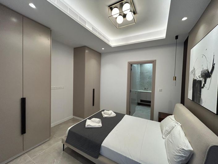 Image No.19-4 Bed House for sale