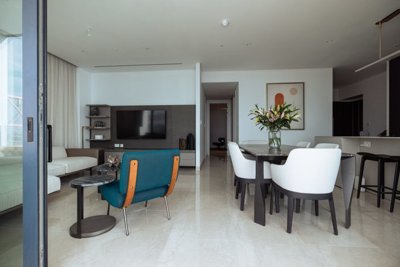 f14167e0-c2f7-4aa8-b817-f0b5c419be9b