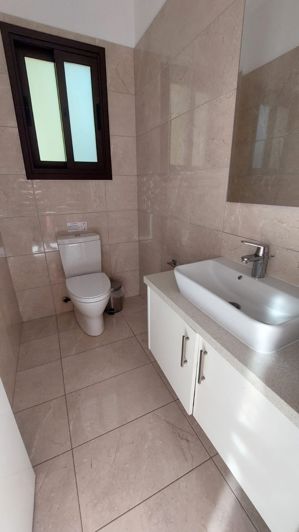 Image No.27-3 Bed House for sale
