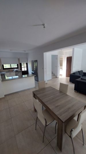 Image No.3-3 Bed House for sale
