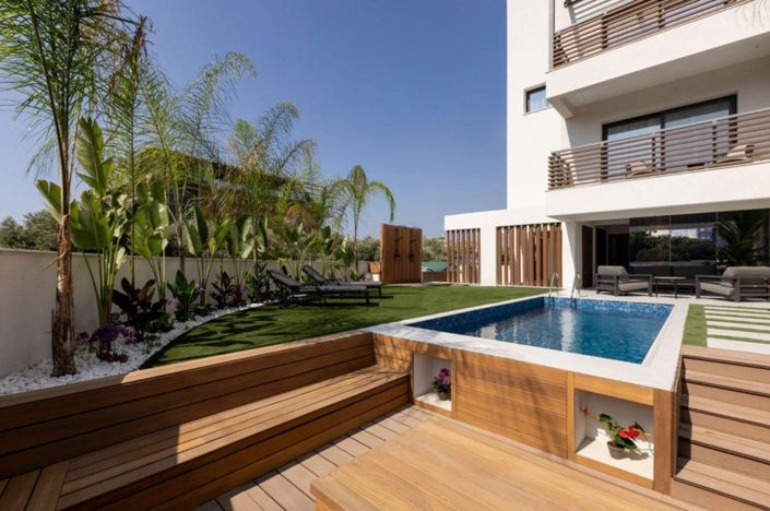 Image No.1-3 Bed House for sale