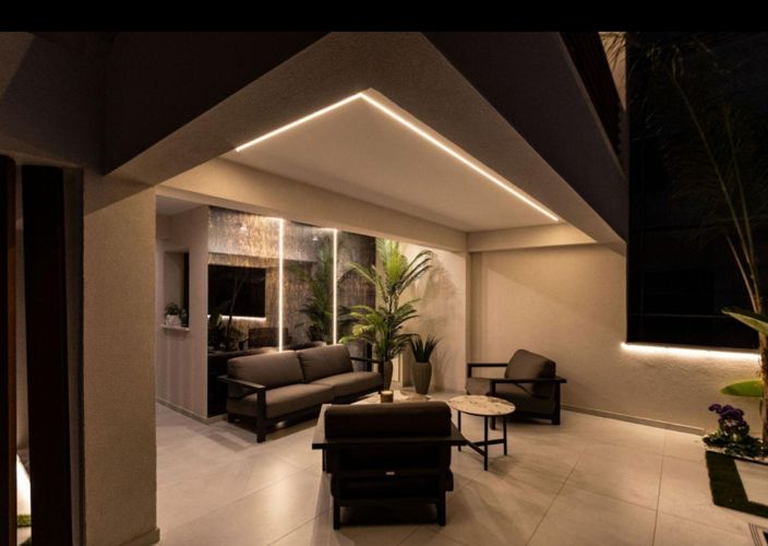 Image No.15-3 Bed House for sale