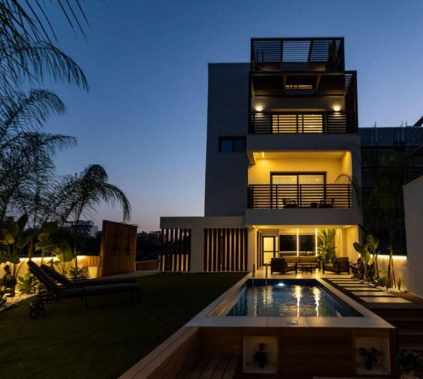 Image No.17-3 Bed House for sale