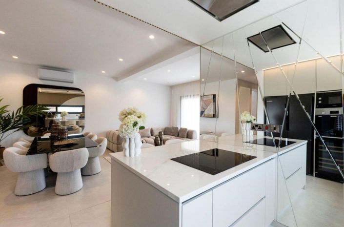 Image No.6-3 Bed House for sale