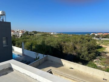 1c61cd7c-5791-4f68-b972-74e181862331