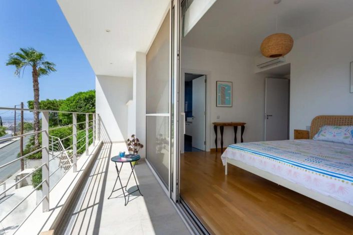 Image No.3-6 Bed House for sale