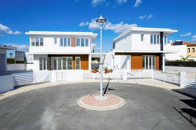 017c36da-1aa2-4153-84cf-911199b0f9ee