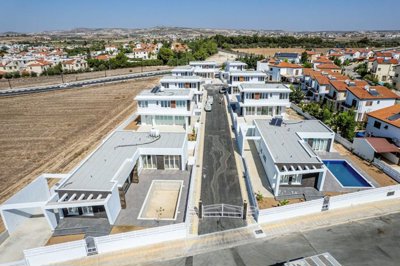 9a98990c-bdc6-45c4-b5d0-692e9b427035