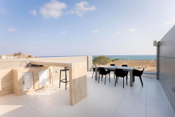 Image No.3-3 Bed House for sale