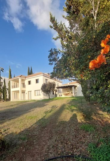 Image No.1-3 Bed Villa for sale