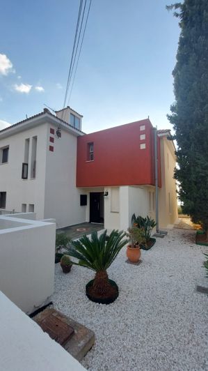 Image No.11-3 Bed Villa for sale