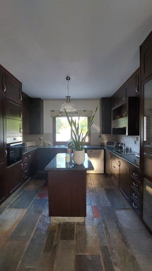 Image No.27-3 Bed Villa for sale