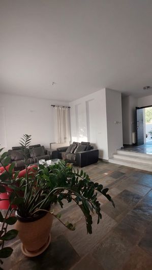 Image No.28-3 Bed Villa for sale