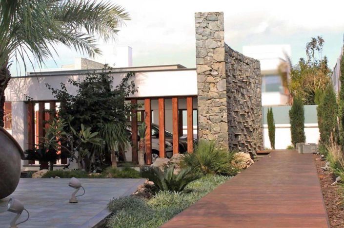 Image No.6-6 Bed House for sale