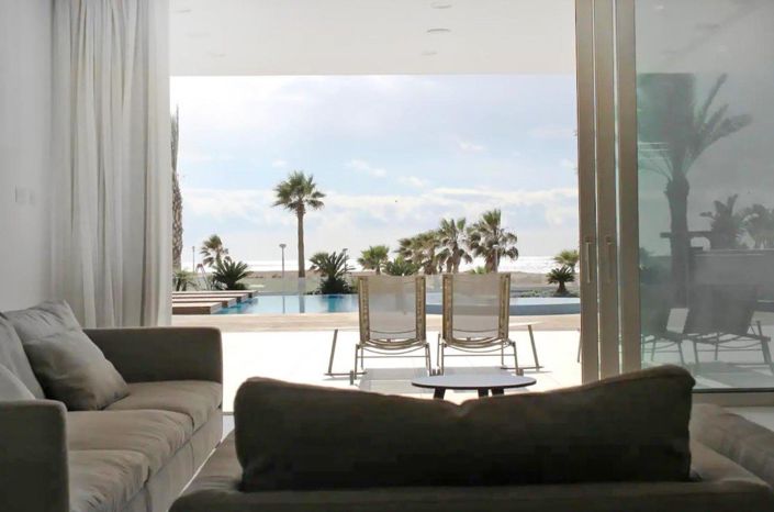 Image No.7-6 Bed House for sale