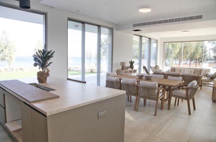 Image No.5-6 Bed House for sale