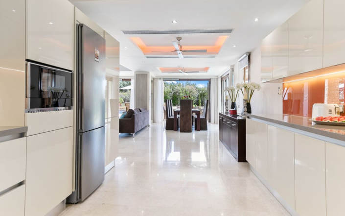 Image No.11-5 Bed House for sale