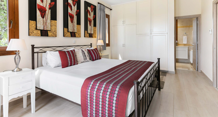 Image No.16-5 Bed House for sale