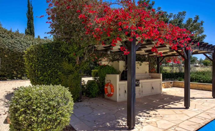 Image No.7-5 Bed House for sale