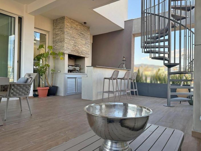 Image No.2-Penthouse de 3 chambres à vendre à Limassol